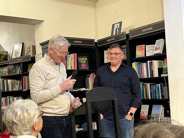 paulus kroes vader zoon engel (1) paulus kroes vader zoon engel (1)